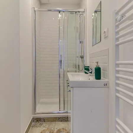 Apartment Design Apt Close To The Jardin Du Luxembourg Paris